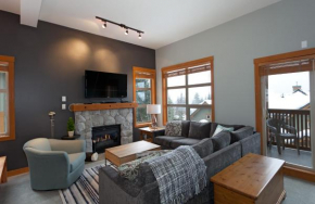 Beautifully Renovated, Fantastic Views Ski in out 3 Beds - Mountain Star